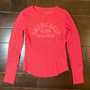 American Eagle Outfitters Ski Mountain Pass Red Ribbed Waffle Tee